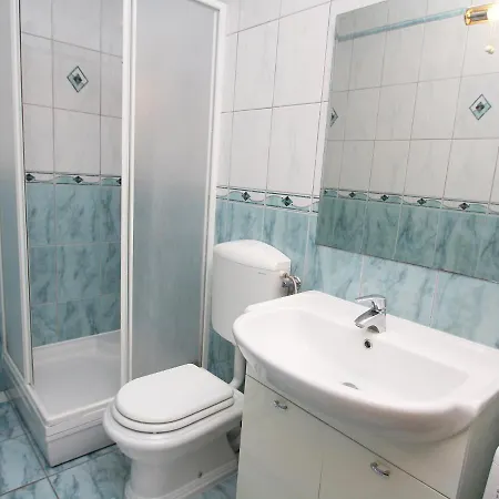 Apartment Inoma-1 아파트 *